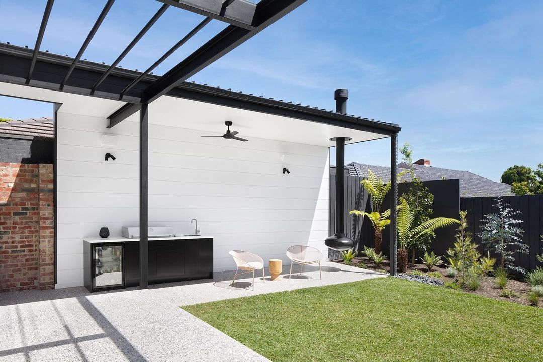 Brighton East Residence — photograph 4 of 5
