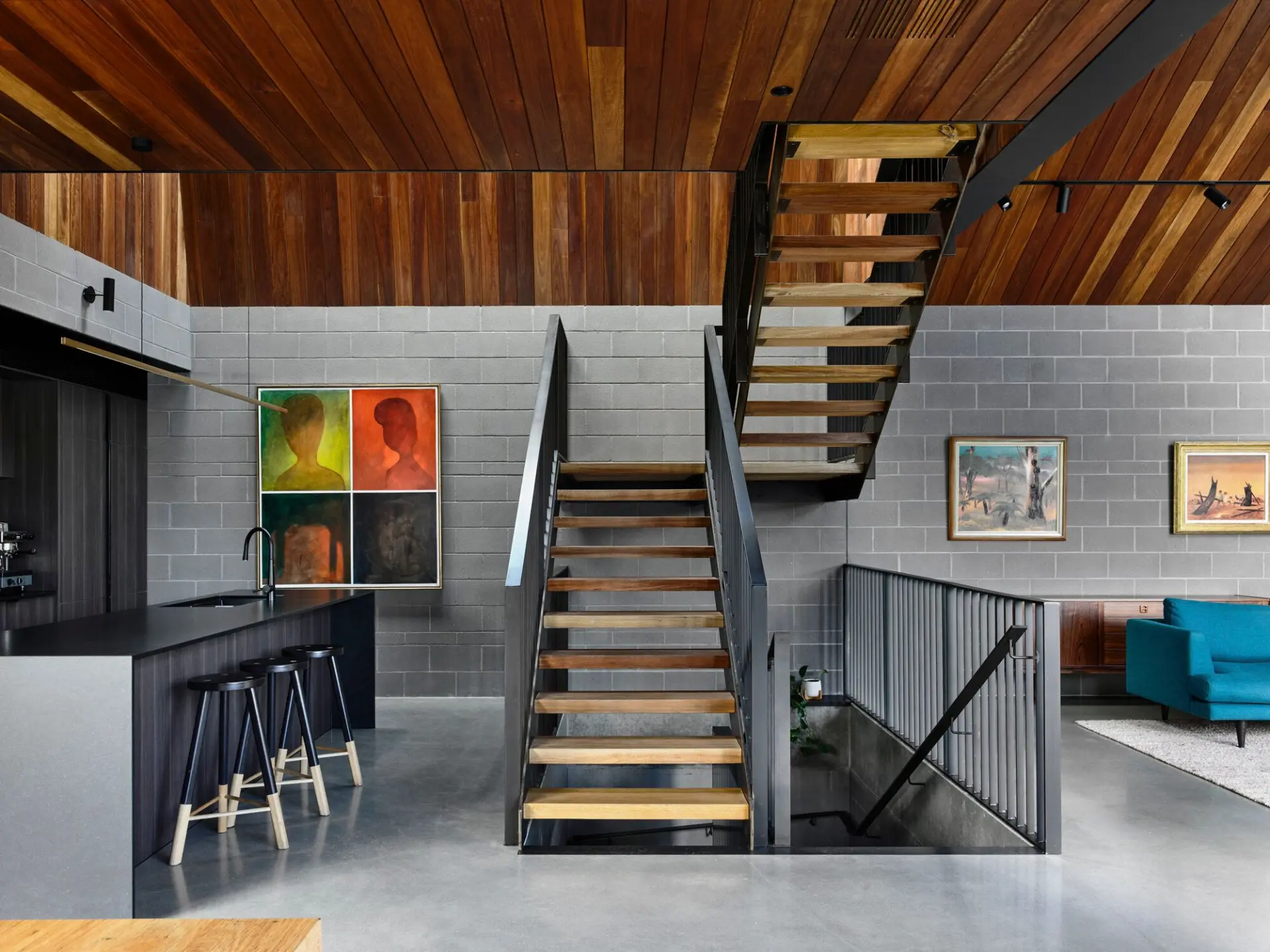 Wickham Residence, Strathmore — photograph 2 of 7