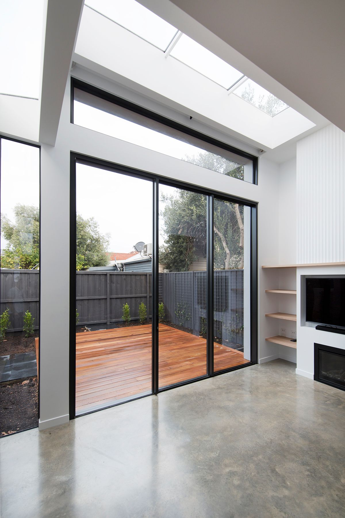 Northline Depot, Port Melbourne — photograph 2 of 2